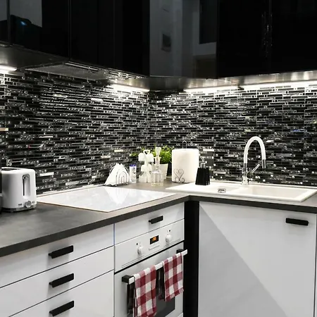 Apartment Modern Design In The Center *