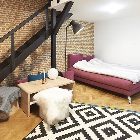 Inn Rbnb - Inner Iii.
