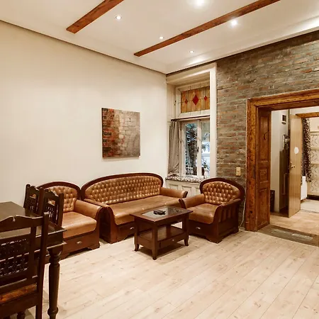 Inn Rbnb - Inner Iii. 3*