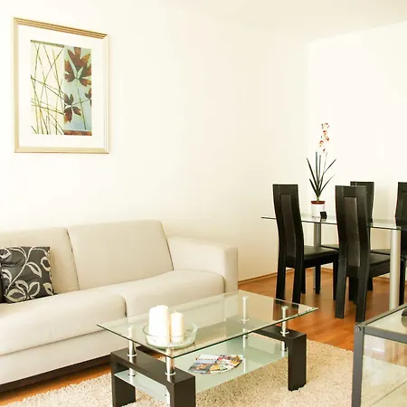 Aparthotel Senator 3*