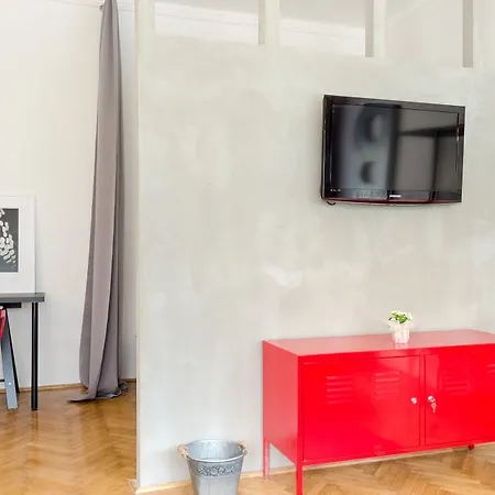 Inn Rbnb - Inner Iii. Budapest