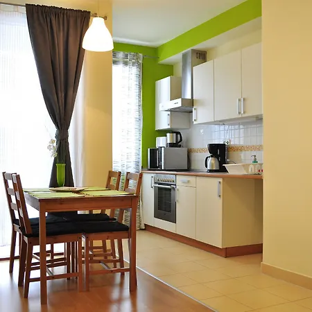 Aparthotel Senator 3*