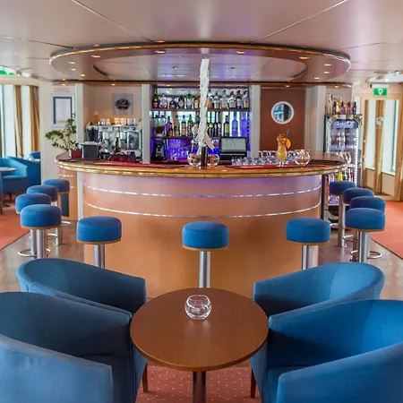 Onriver - Ms Maribelle Hotell 4*