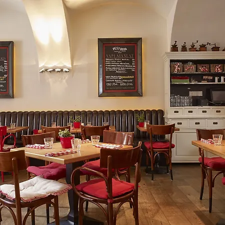Szálloda Pest-buda Design 4*
