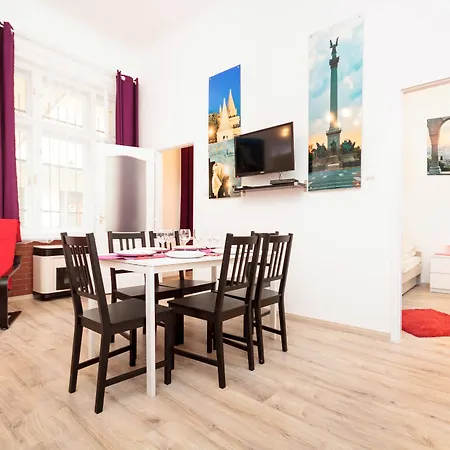 Apartment Centre Style Budapest