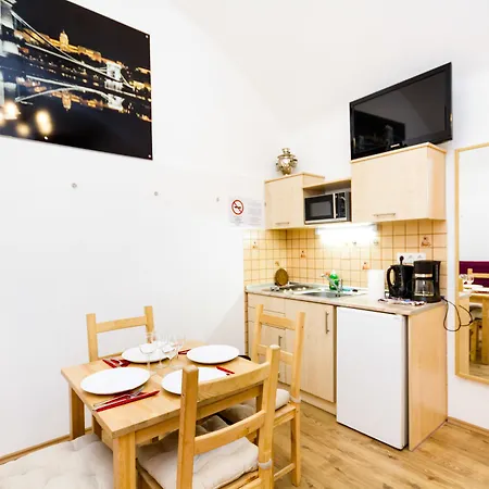 Centre Style Apartment