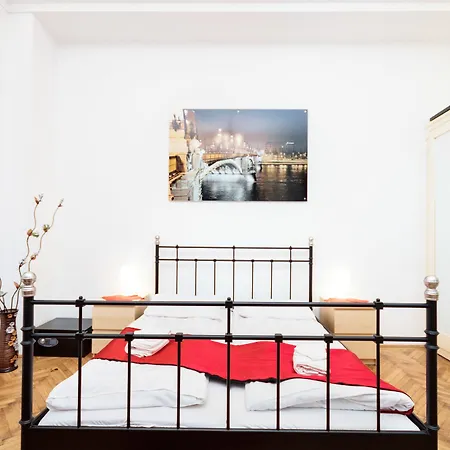 Apartment Centre Style Budapest