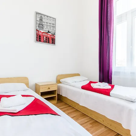 Apartment Centre Style *