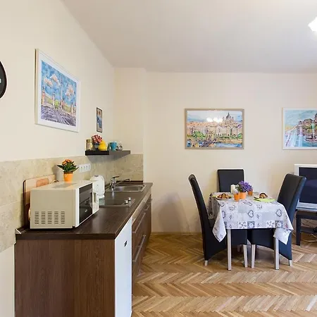 Apartment Greta Apartman