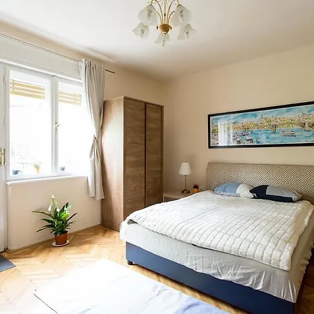 Greta Apartman *