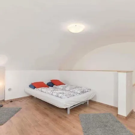 Apartman Akacfa Utca 65. *