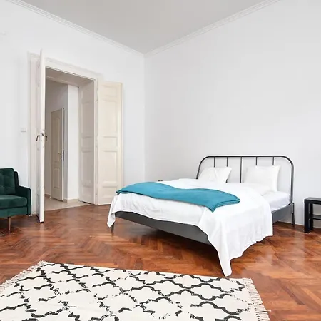 Apartment Bg Kaldy Gyula Studio's *