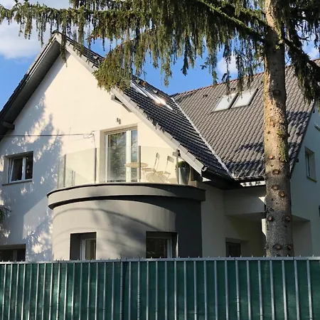 Apartment Buda Valley: With Garden Budapest