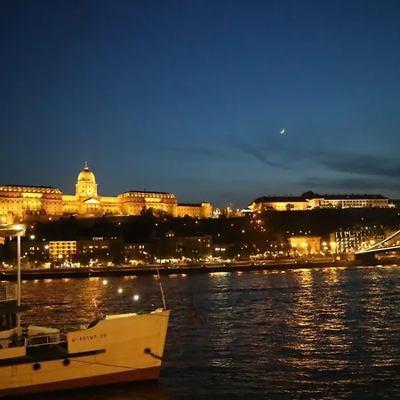 House4us.central Budapest.luxury Apartment. Deak Ferenc Ter Apartment Budapest