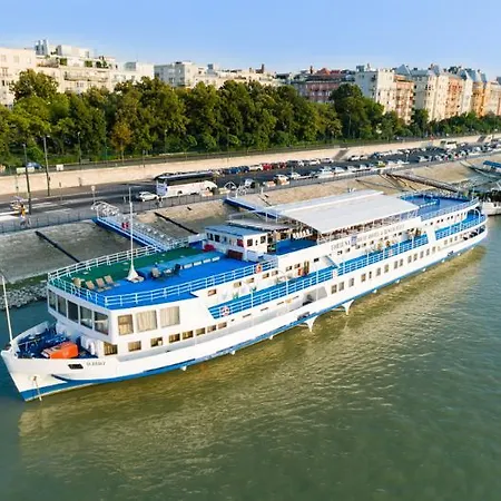 Fortuna Boat 3*