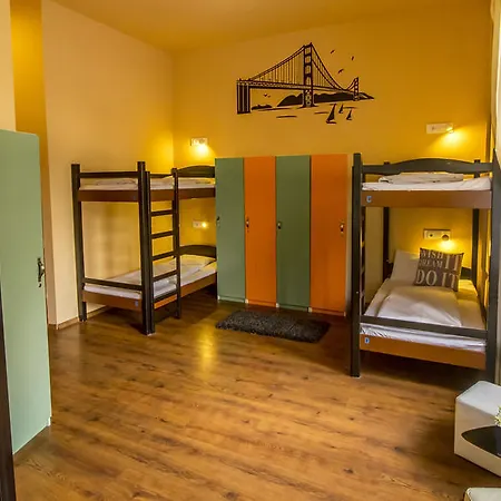 Full Moon 3* Budapest