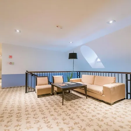 Hotel Buda Castle 4*