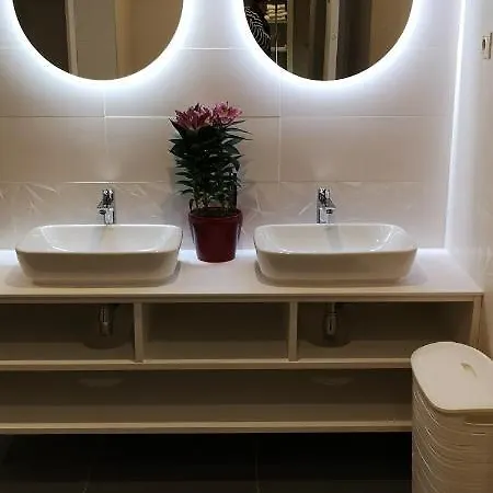 The Unforgettable - Tiliana By Homoky & Budapest
