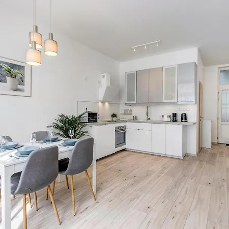 Rozsa Apartman *