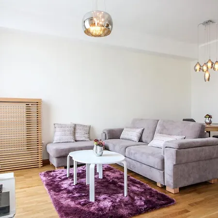Basilica View Hercegrpimas Luxury Apartment Budapest