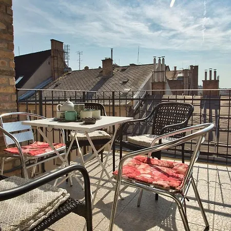 Terrace Sky Lounge