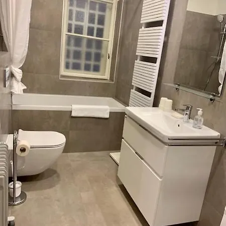 Apartment Mehdi 2 *