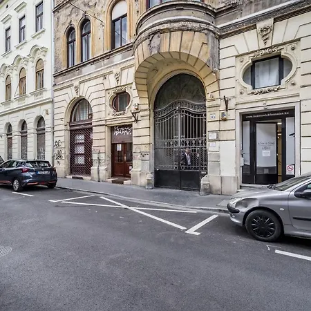 Bpr Delia's Apartment Budapest