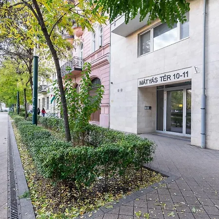 Matthias Midtown