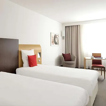 Novotel Hotel 4*