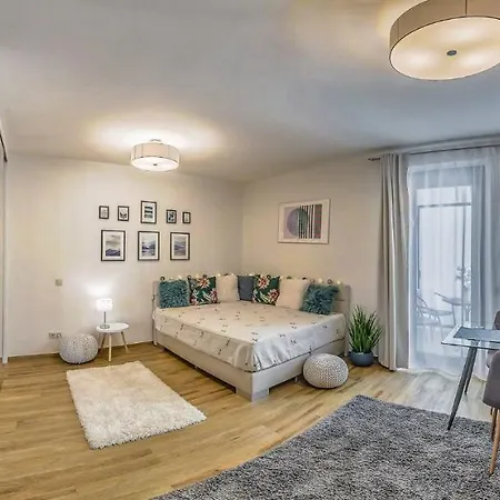 Art Homes Apartman *