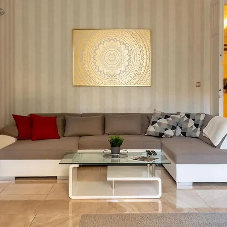 Luxury Downtown By Anna Apartment Budapest