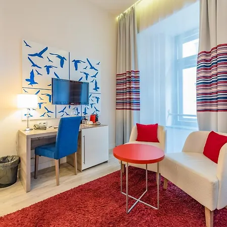 Estilo Fashion Hotel 4*