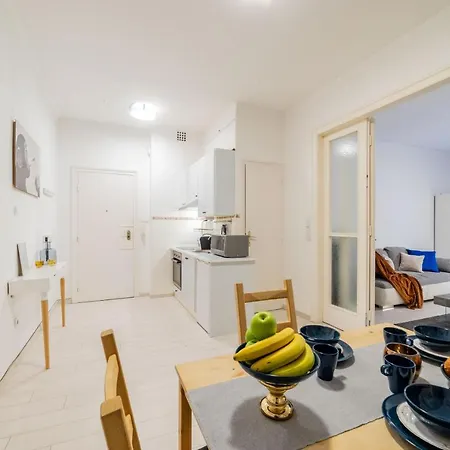 Del Mar Apartment *