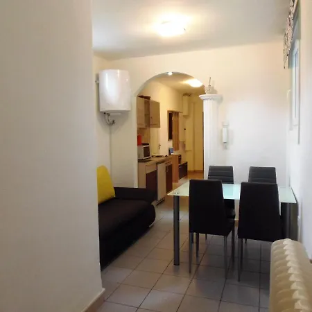 Apartment Monolit City Center