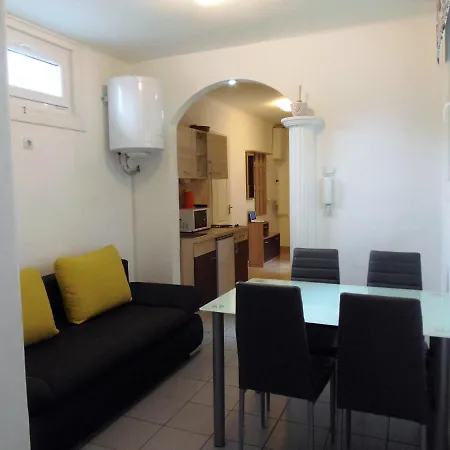 Apartment Monolit City Center