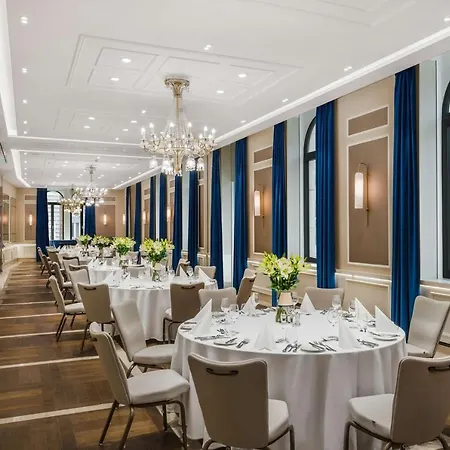 Radisson Blu Beke Hotel, Отель