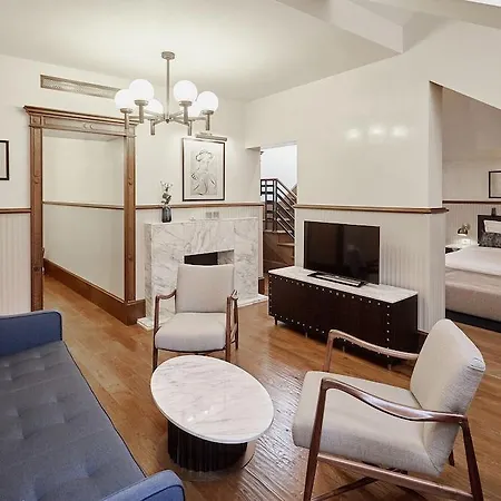 Callas House 4*