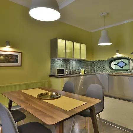Aparthotel S23