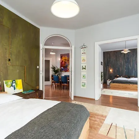 Europe Heart For 9 Appartement