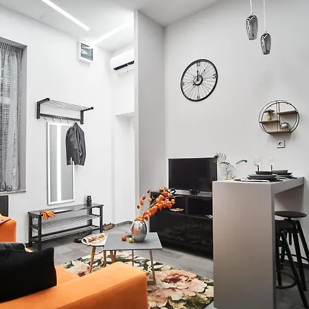 W18 Design - Downtown Apartment Budapest