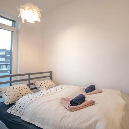 Apartment Sasadpark's New In The West Part Of Buda *