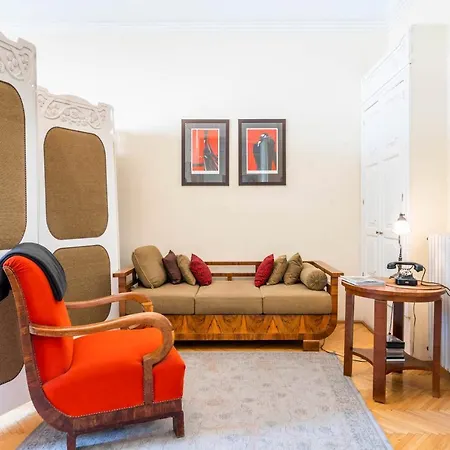 Stunning Spacious Art Nouveau Apart , Grand Piano 부다페스트