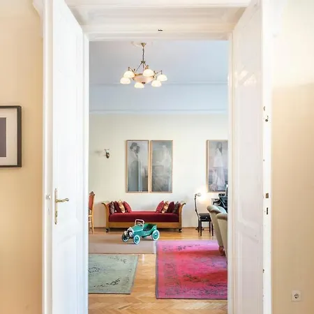 Stunning Spacious Art Nouveau Apart , Grand Piano * 부다페스트