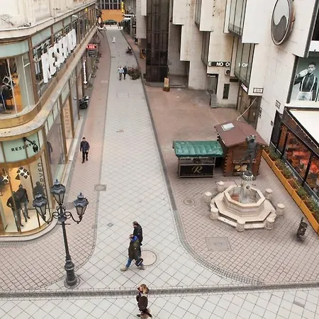 Downtown Regiposta 15 * Budapest