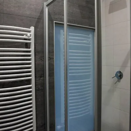 Downtown Ulloi 3 Apartament *