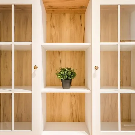 Apartment Bpr Toffee Design With A/c