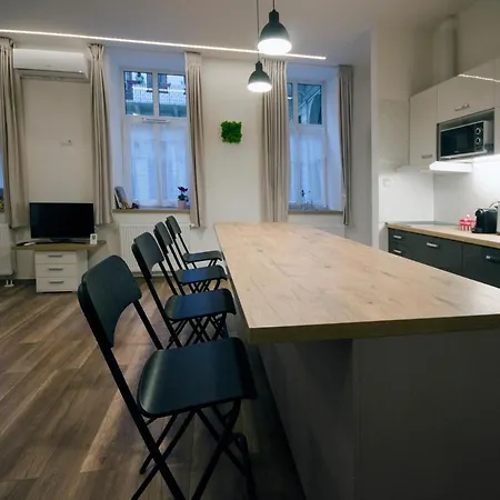 Pacman Apartment