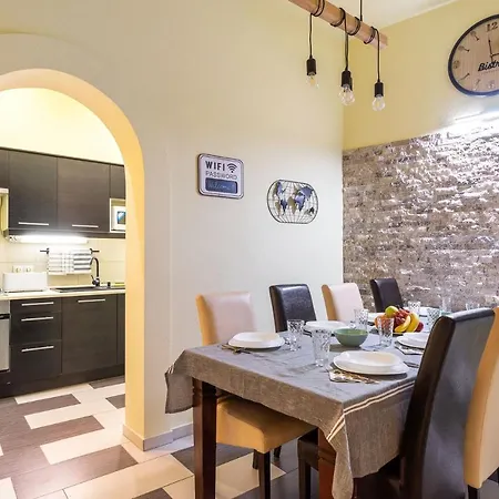 Trendy Grand Boulevard Designer Apartmán *