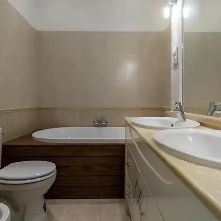 Luxury Danube Apartment. Budapest