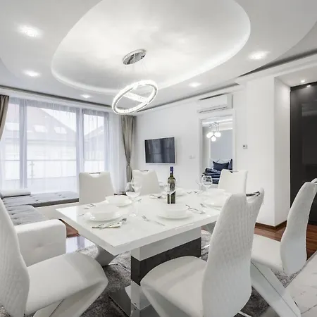 Apartament Kiraly 44 Luxury With Free Parking Budapesta